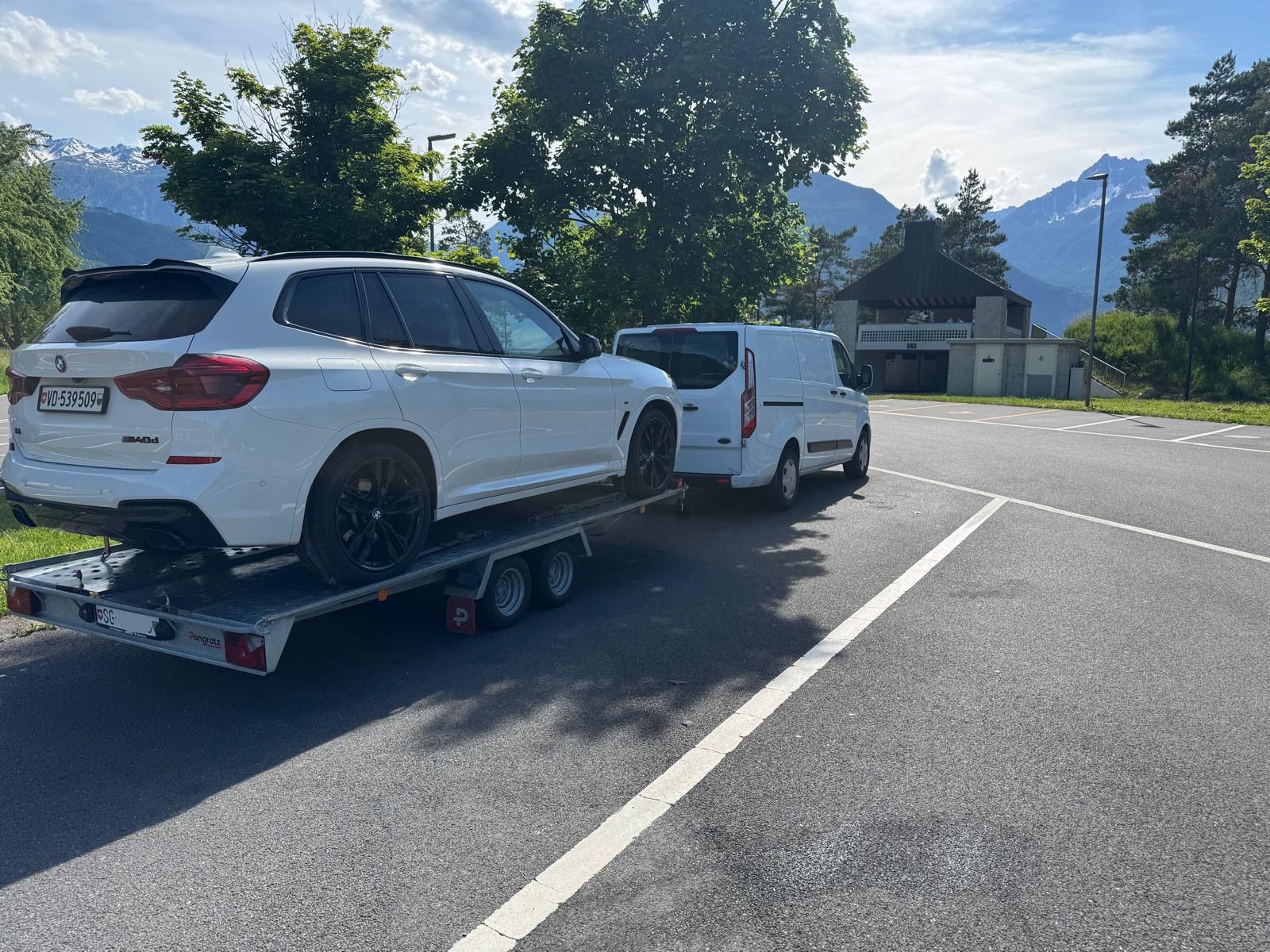 D) Fahrzeugtransport